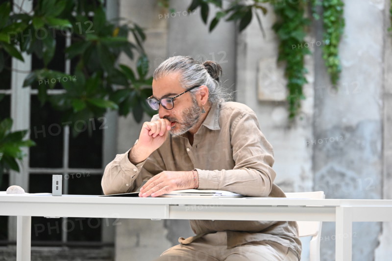 The Festival d'Avignon 'IN', 2025: "Chapitre quatre. Ennemi du peuple... rien de plus"