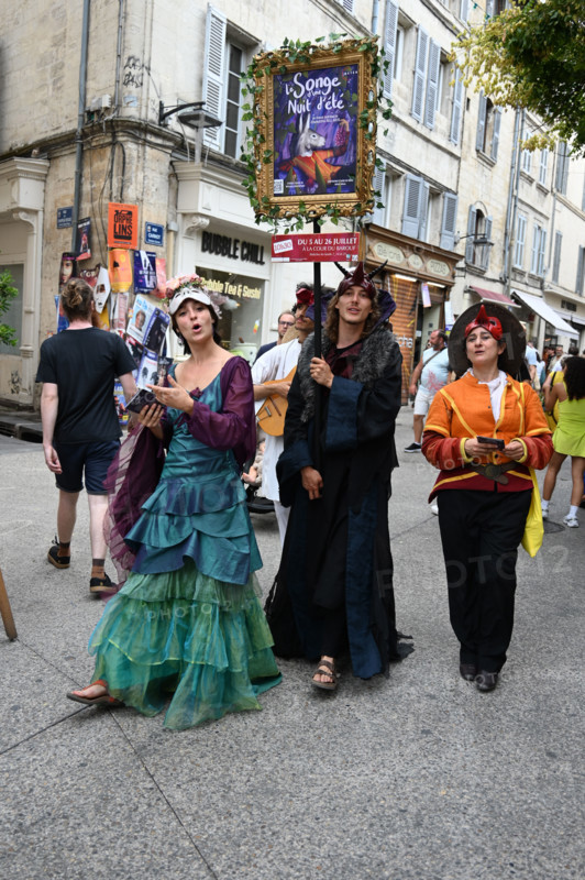 Theatrical atmosphere in the streets of Avignon
