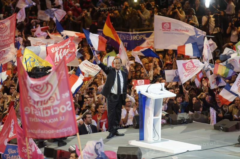 Meeting de François Hollande au Palais Omnisports de Paris Bercy