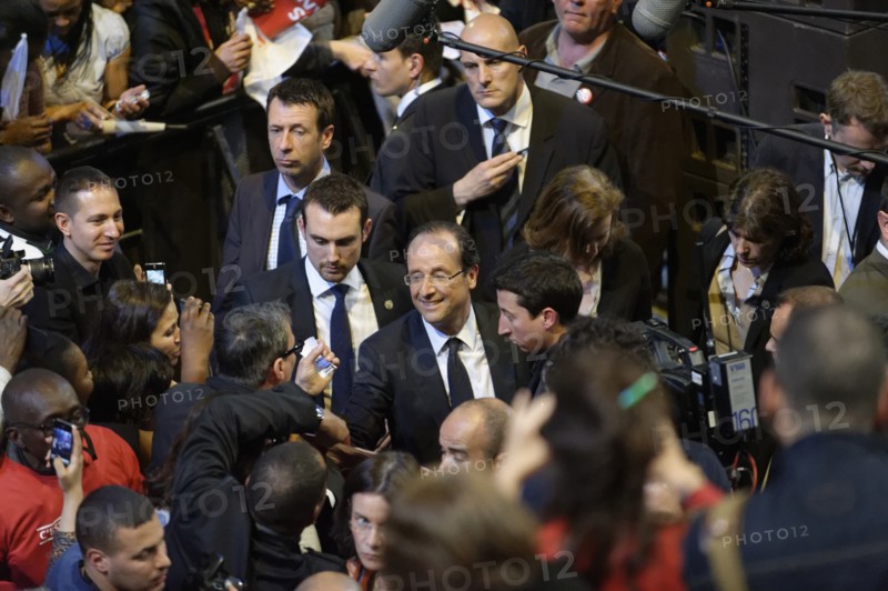 Meeting de François Hollande au Palais Omnisports de Paris Bercy