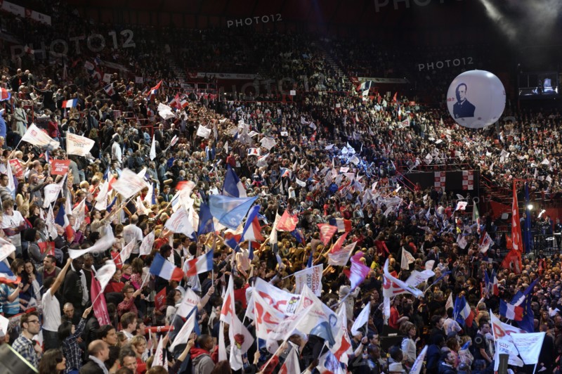 Meeting de François Hollande au Palais Omnisports de Paris Bercy