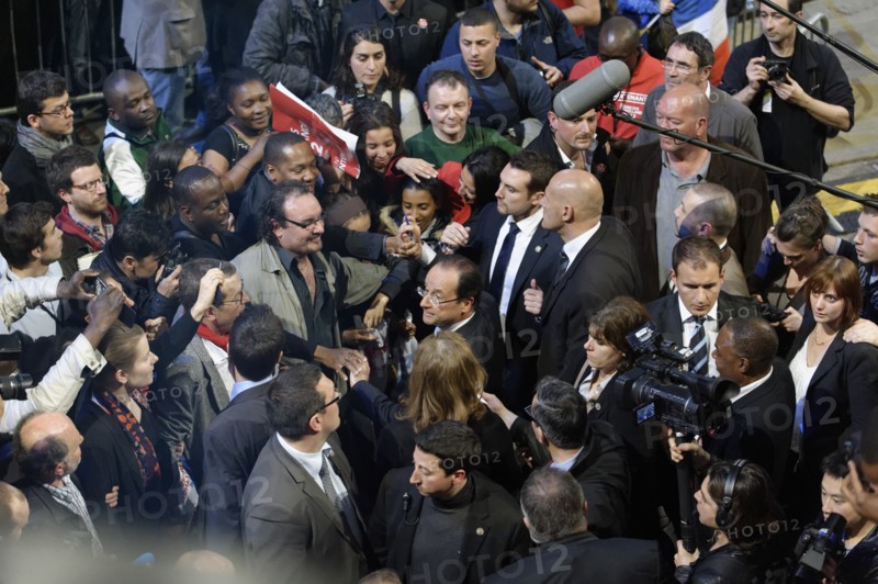 Meeting de François Hollande au Palais Omnisports de Paris Bercy