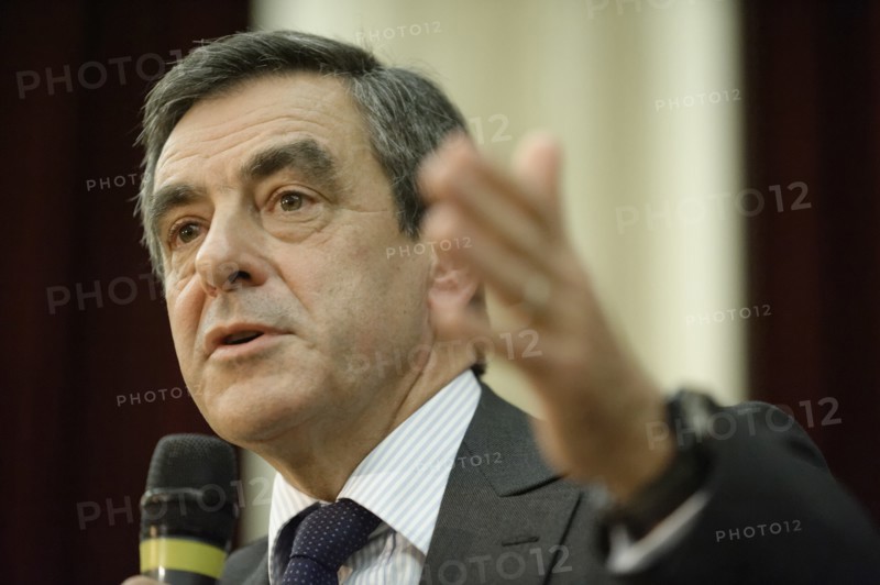 François Fillon candidat à  la présidence de l'UMP