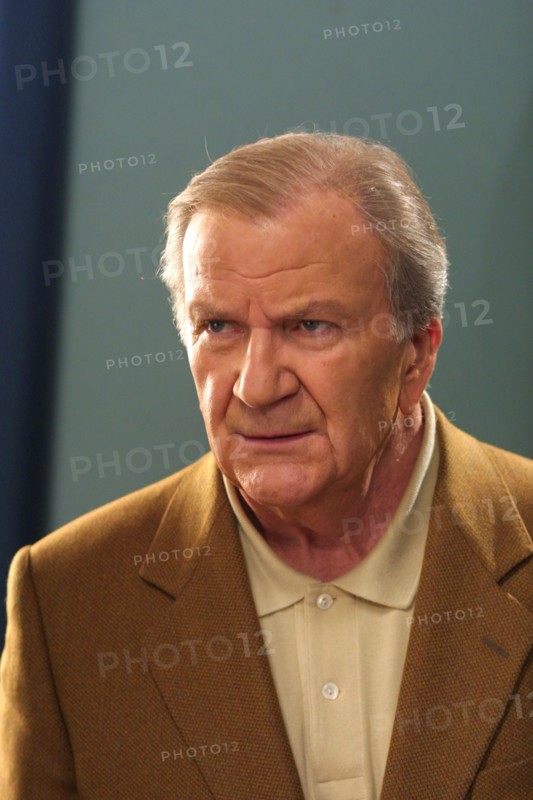 Pierre Mondy dans la série "Les Cordier, juge et flic"