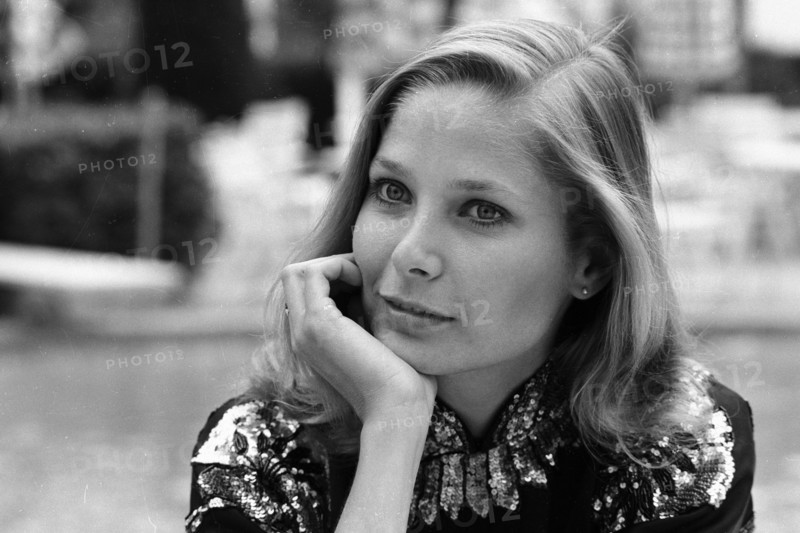 Deborah Raffin