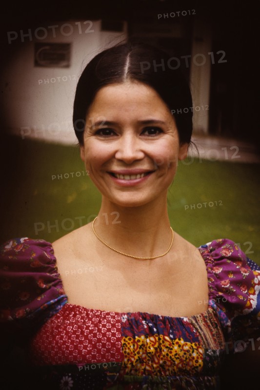 Marie-José Nat