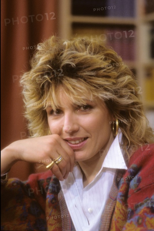 Evelyne Dhéliat, 1987