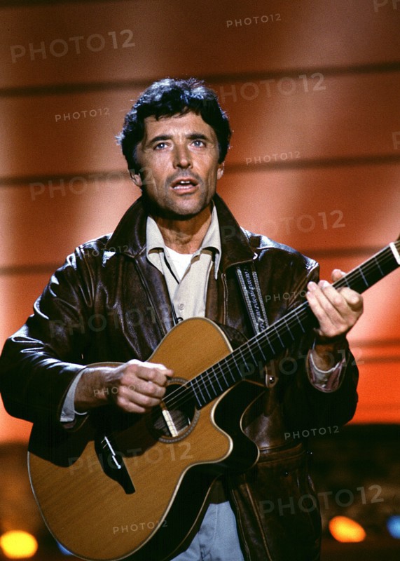 Sacha Distel