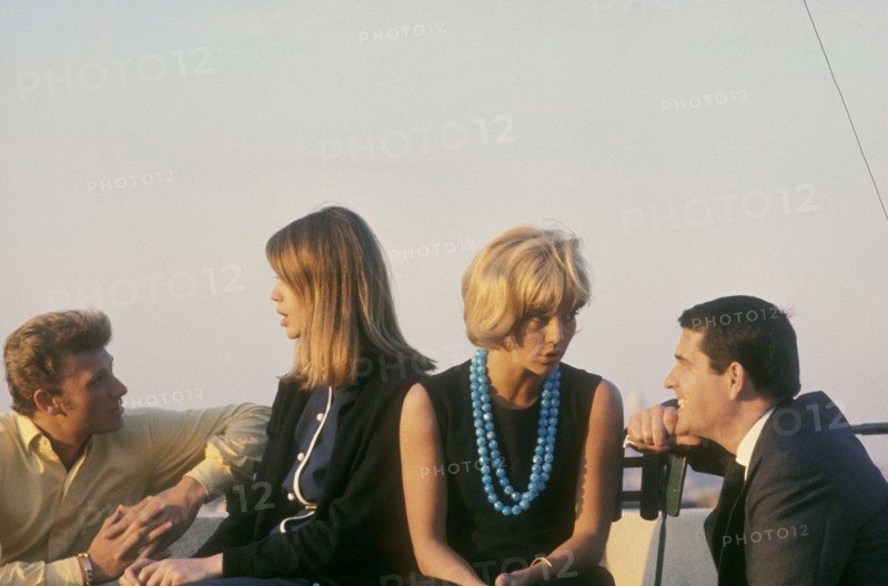 Johnny Hallyday, Françoise Hardy, Sylvie Vartan et Daniel Filipacchi, 1963