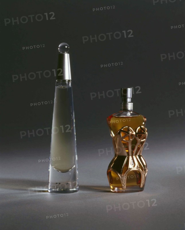 Flacons de Parfum : L'Eau d'Issey, Classique de Jean-Paul Gaultier