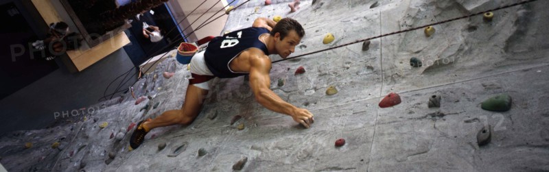 Mur d'escalade de l'immeuble Reebok à New-York