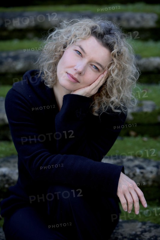 Clémence Gégauff, chanteuse du groupe Moods