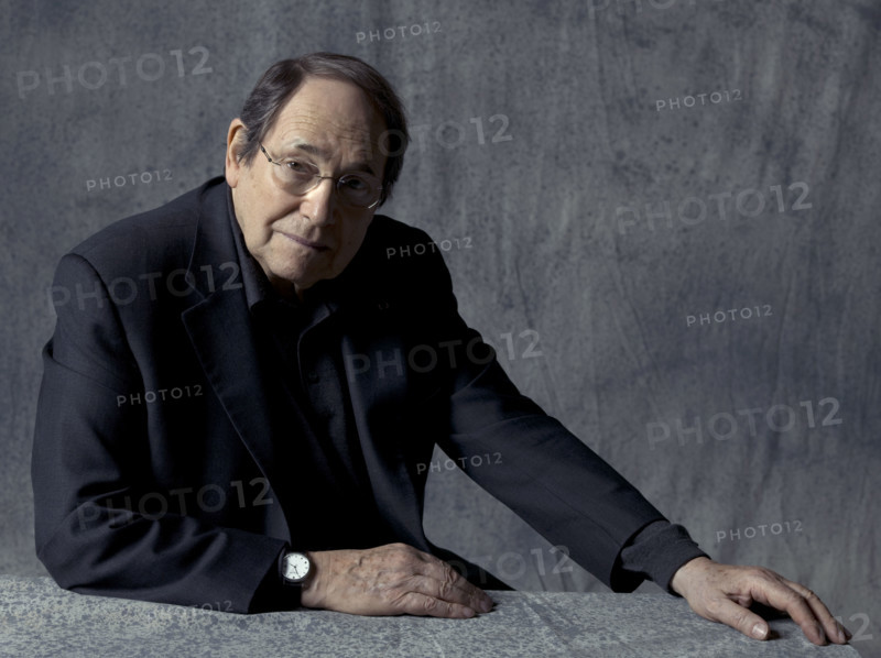 Robert Hossein