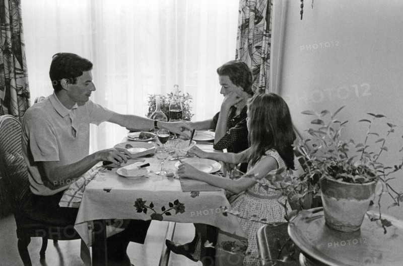Jean Ferrat en famille