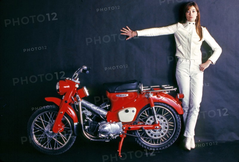 Françoise Hardy, 1966