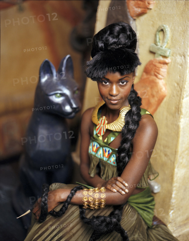 Fatou N'Diaye dans Astérix & Obélix : Mission Cléopâtre