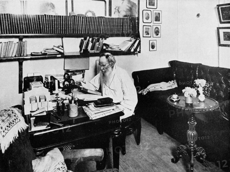 Léon Tolstoï en 1908, à Iasnaya Poliana