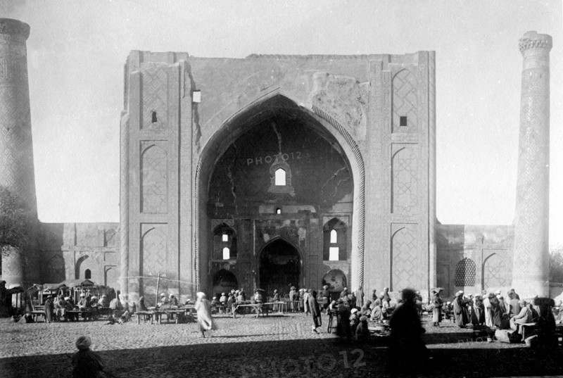 Samarcande, La madrassa (école religieuse) Oulang-Bek