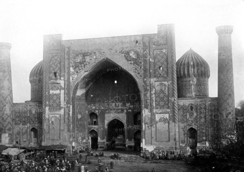 Samarcande, La madrassa (école religieuse) Chir-Dar