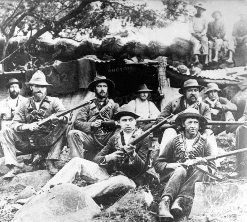 Fin de la guerre des Boers en Afrique du Sud.