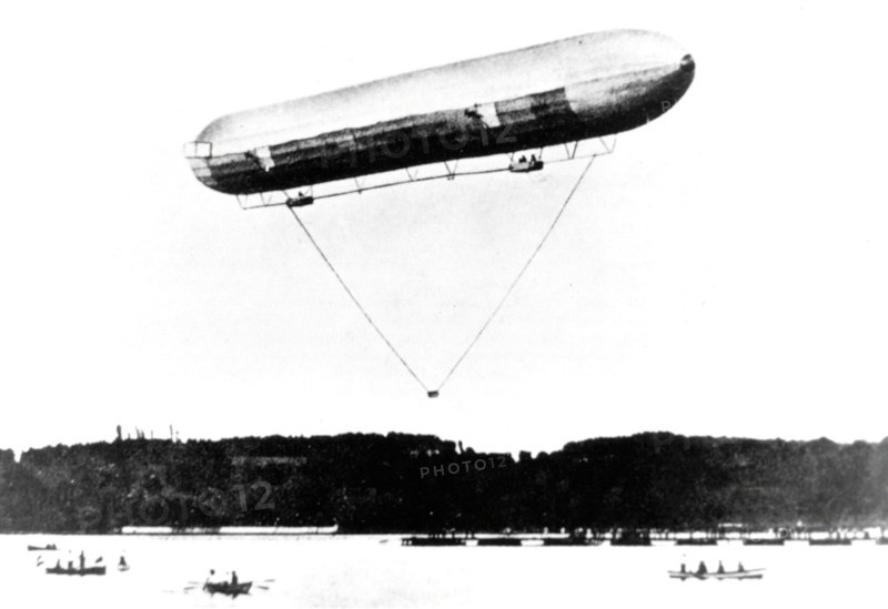 Vol inaugural du dirigeable LZ 1, 1900