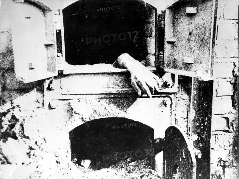 Four crématoire au camp de concentration d'Auschwitz-Birkenau