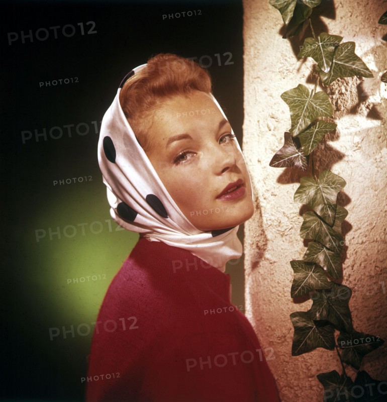 Romy SCHNEIDER , Portrait