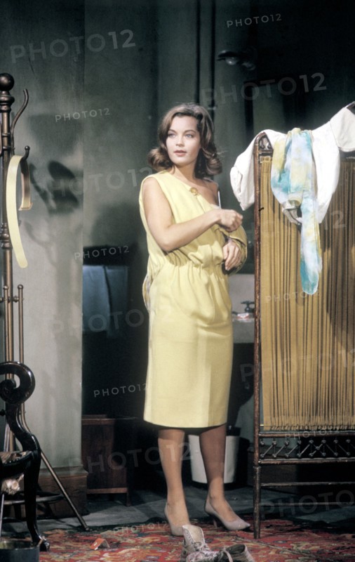 Romy SCHNEIDER undressing
