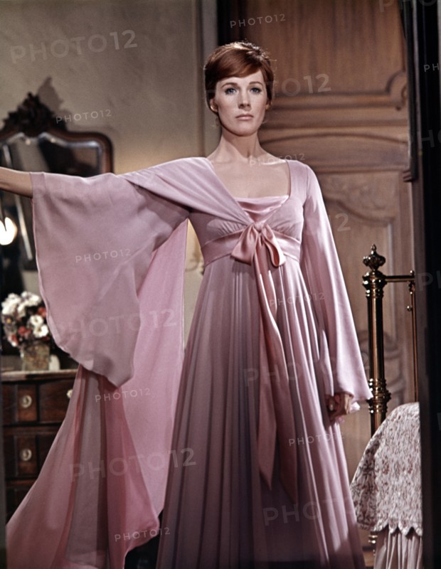 Julie ANDREWS as a model