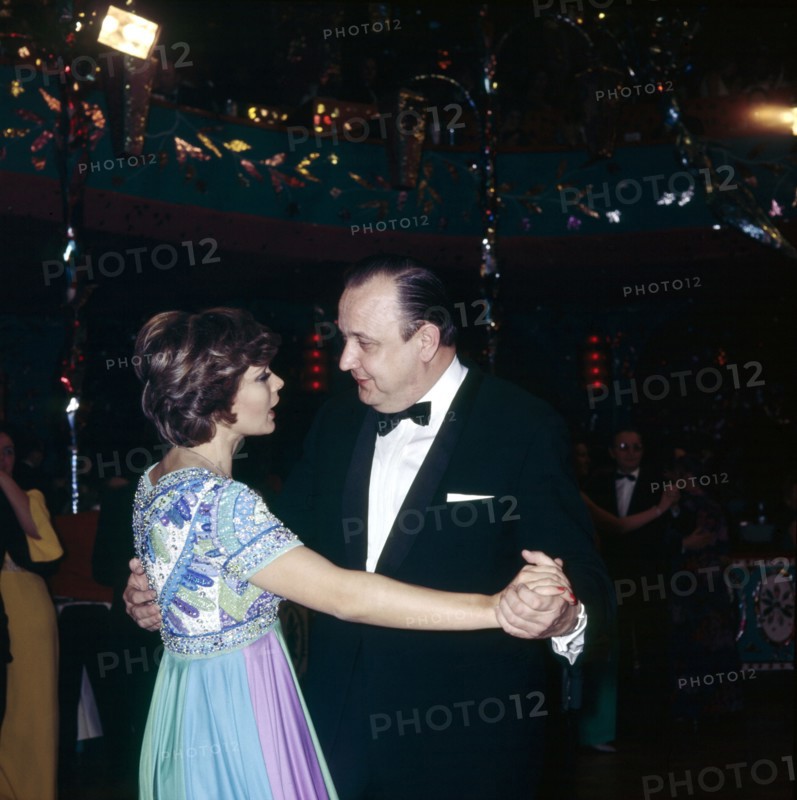 Uschi GLAS and Hans-Dietrich GENSCHER, 1972
