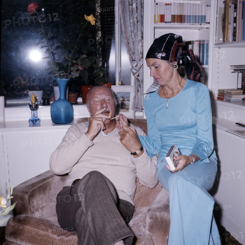 Martin HELD and Lore HARTLING at home