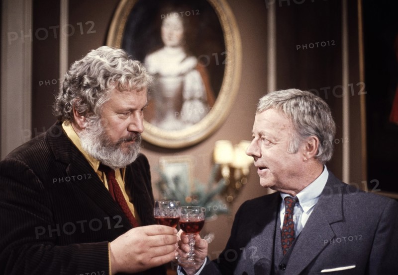 Heinz RÜHMANN and Peter USTINOV in 'No evening like any other', 1976