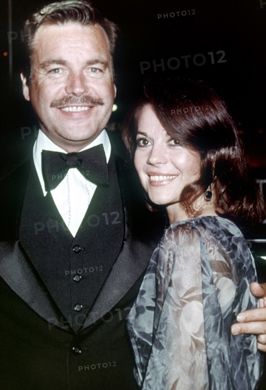 Robert WAGNER and Natalie WOOD