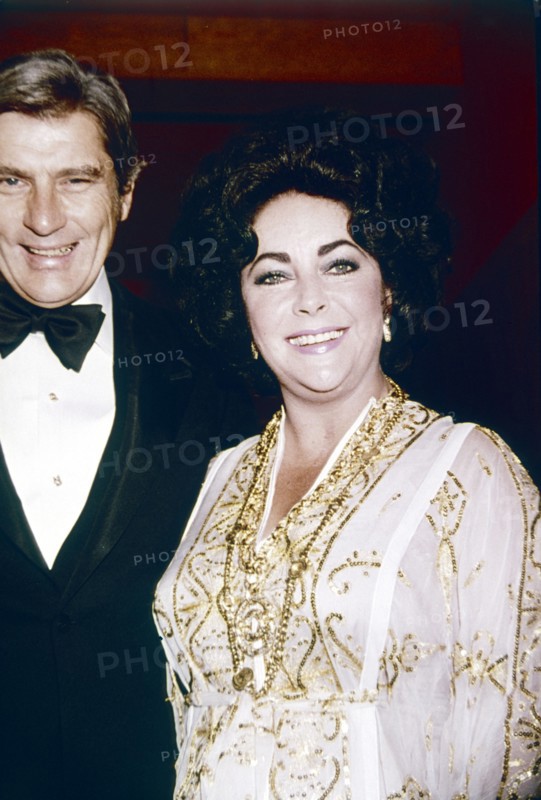 Elizabeth TAYLOR with husband John WARNER, 1977