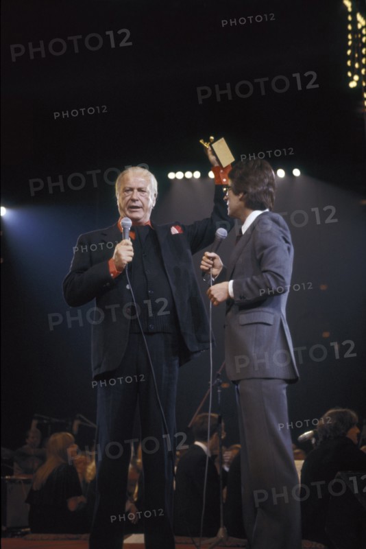 Curd JÜRGENS receives RTL Löwen, 1978