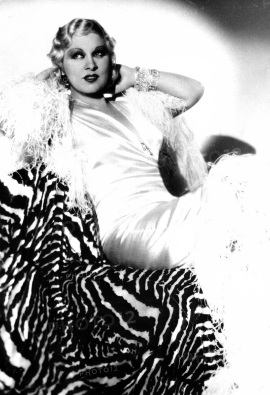 Mae WEST