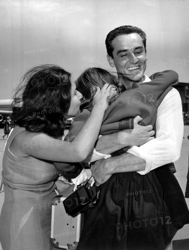 Shelley WINTERS with Paola and Vittorio GASSMAN