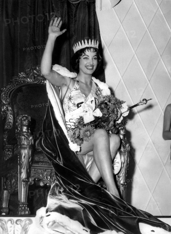 Petra SCHÜRMANN as Miss World, London 1956
