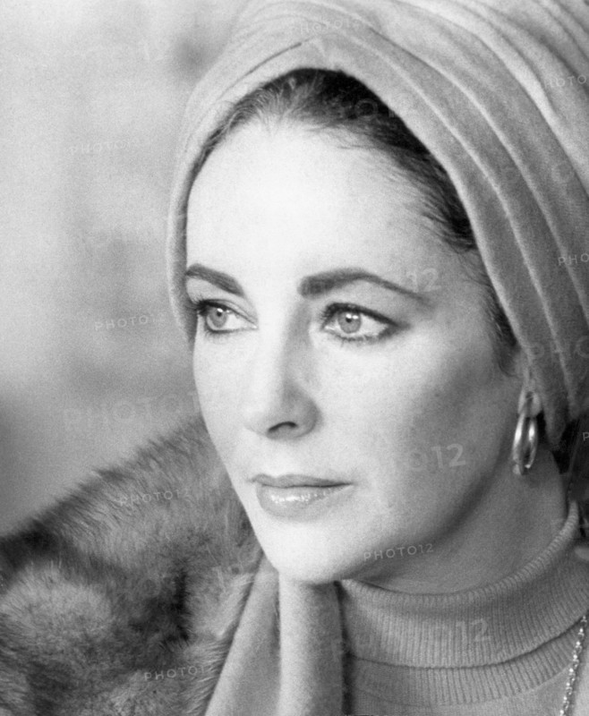 Elizabeth TAYLOR, portrait
