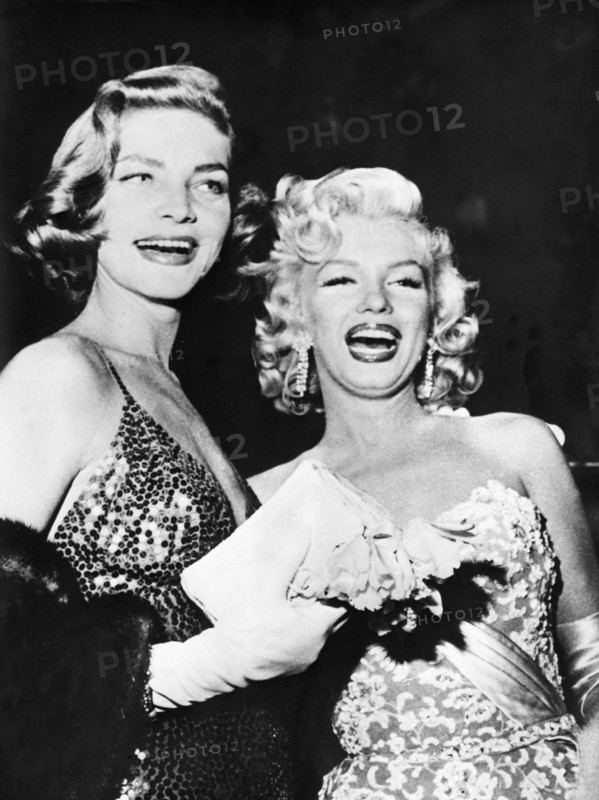 Lauren BACALL and Marilyn MONROE, 1954
