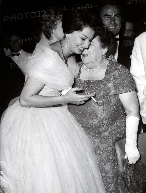 Sophia LOREN and Elsa MAXWELL, Berlinale, Berlin 1959