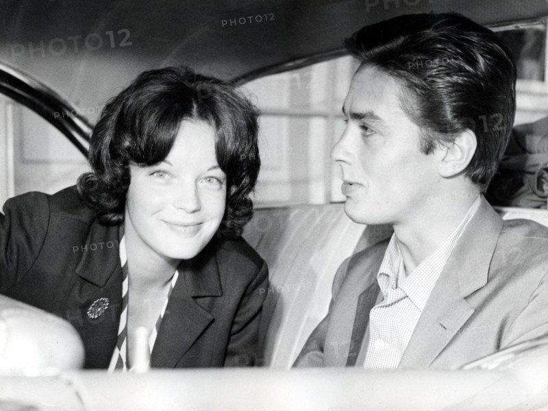 Romy SCHNEIDER and Alain DELON in the car in 1959