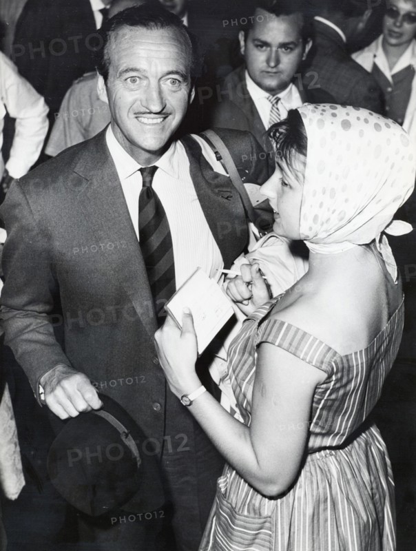 David NIVEN is asked for an autograph