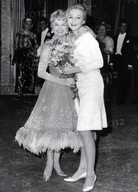 Maika RÖKK and Sybille KROHNE, 1966