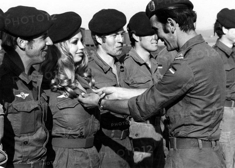 Barbara VALENTIN in the Bundeswehr, 1972