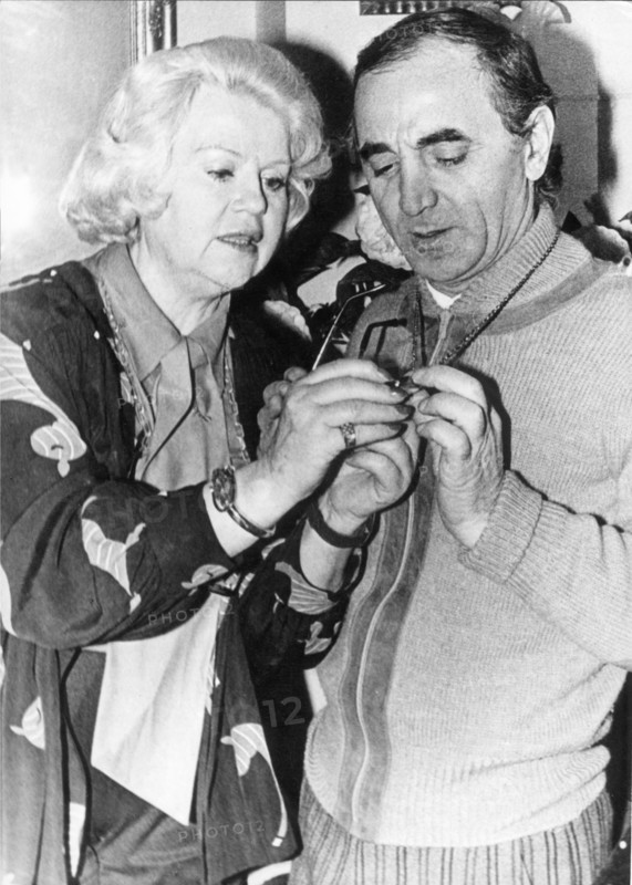 Kristina SÖDERBAUM and Charles AZNAVOUR, Munich 1977
