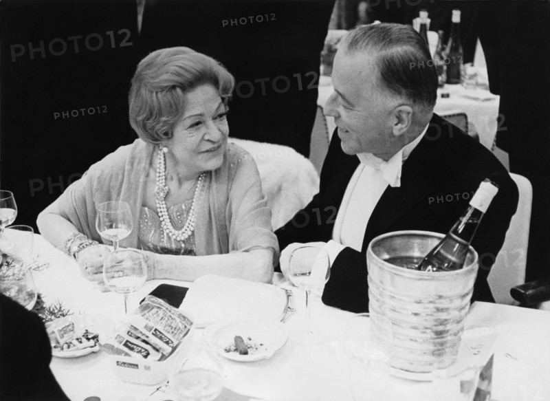 Grethe WEISER + husband, 1967