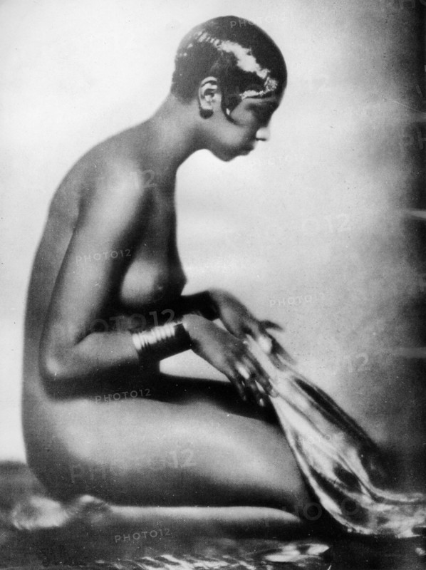 Josephine BAKER