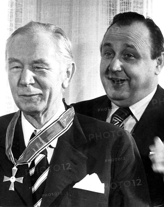 HELMUT KÄUTNER