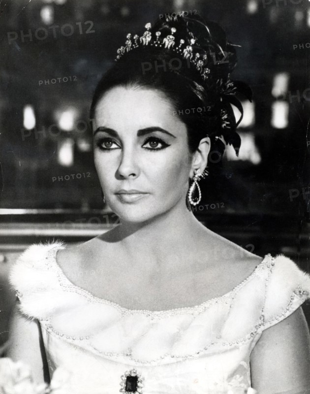 Elizabeth TAYLOR, portrait